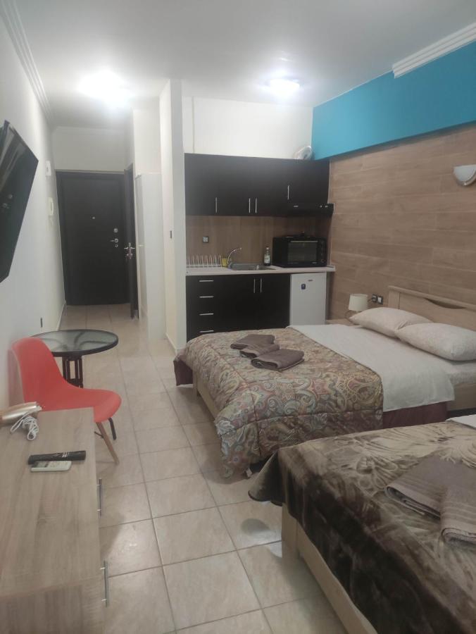 G M 3 Rooms Kentpo In The Heart Of The City Larissa Extérieur photo